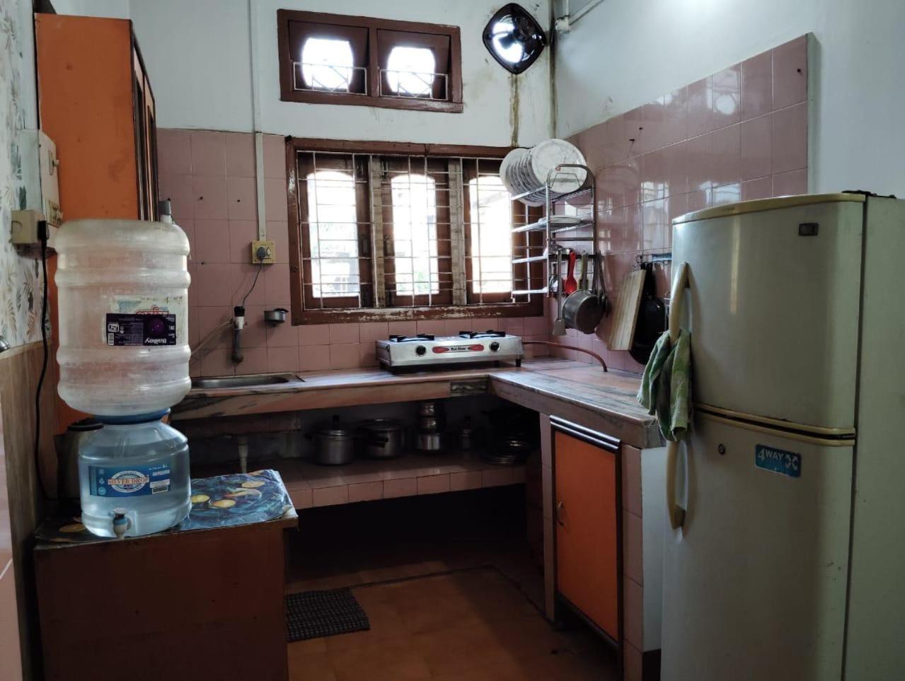 Amazing Homestay Guwahati Luaran gambar